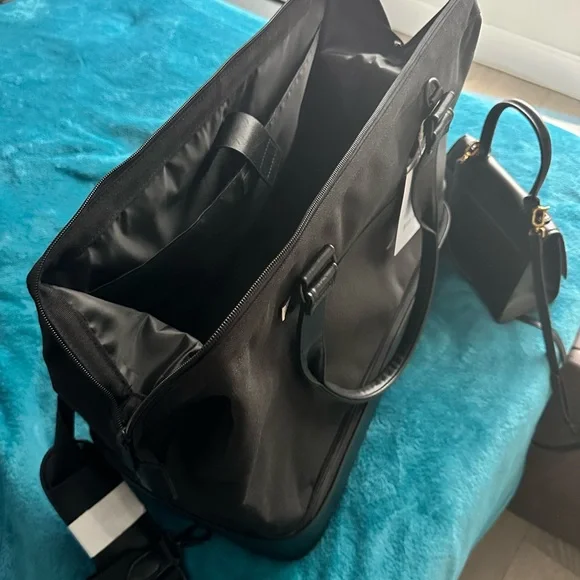 - Weekender bag from BEIS - Picture 4 of 7